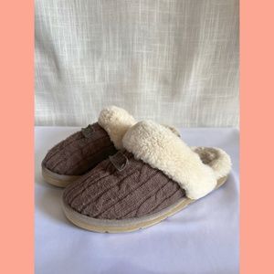 UGG - Cozy Cable Knit Slip On